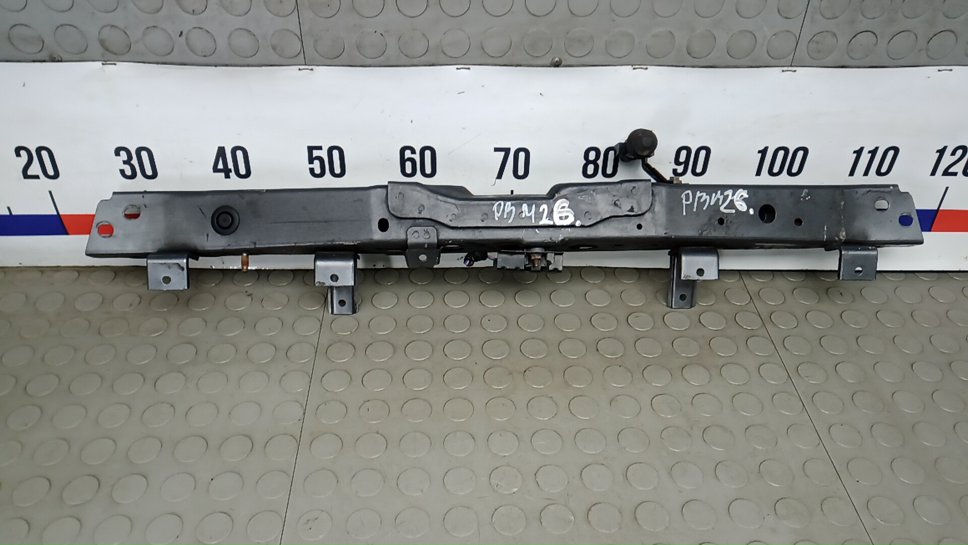 Рамка капота Nissan Qashqai J11