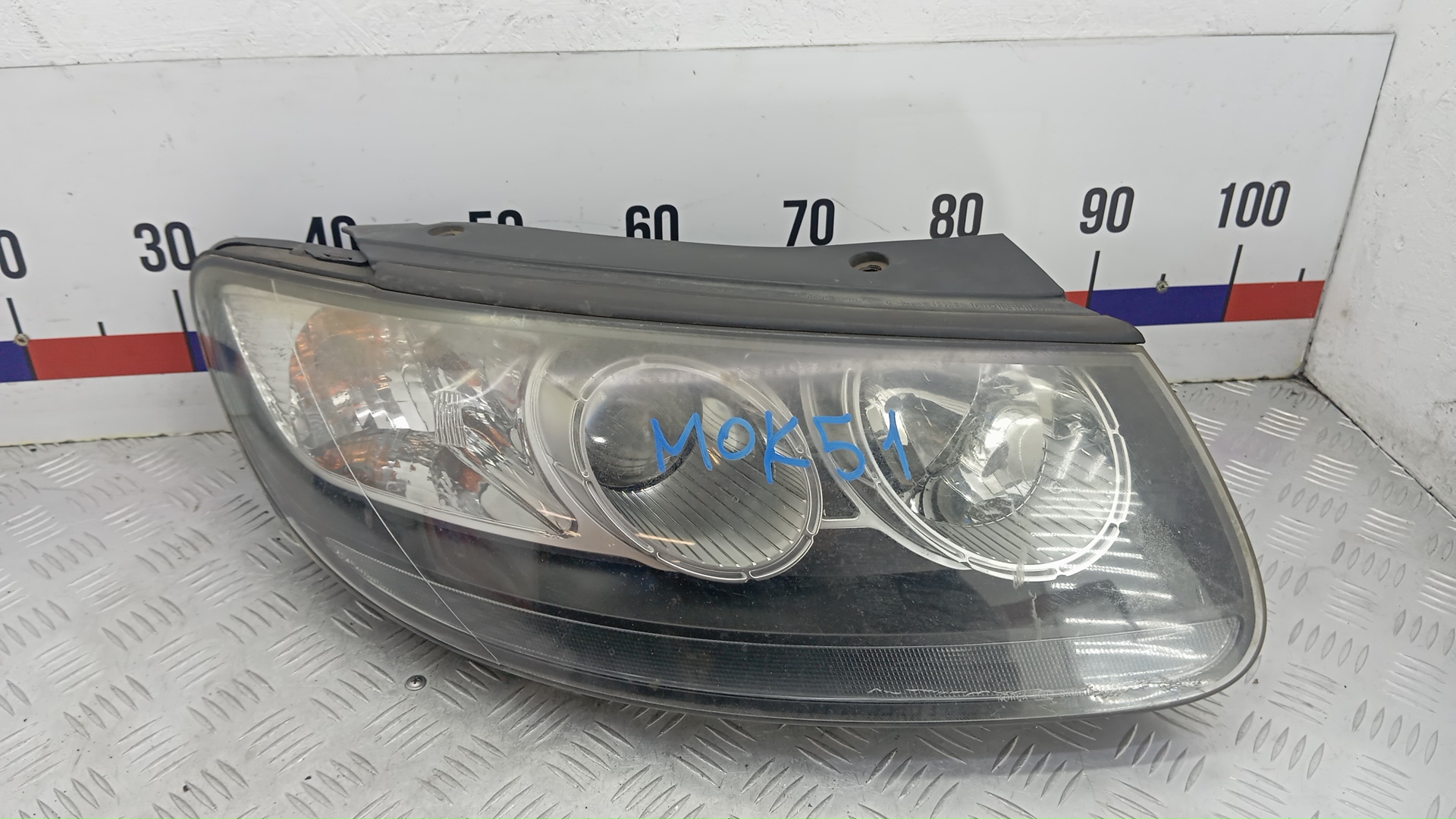 Фара правая Hyundai Santa Fe 2