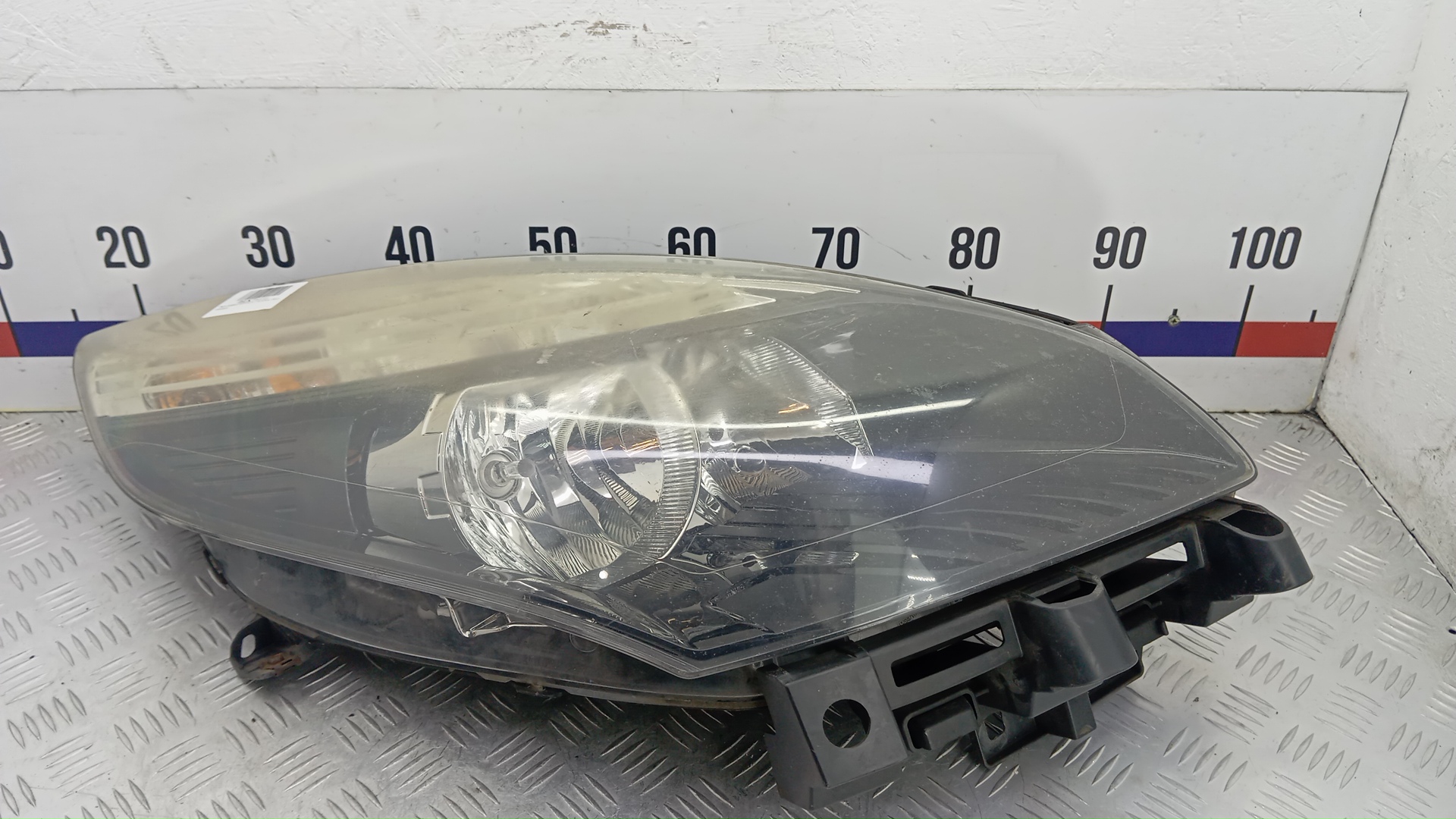 Фара правая Renault Scenic 3